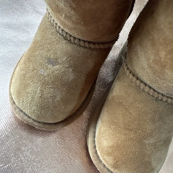 UGG Bailey Bow II Boot